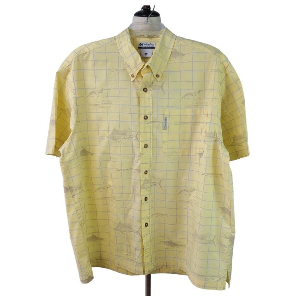 Columbia River Lodge Pale Yellow Gray Ocean Fish Short Sleeve Shirt NWOT L